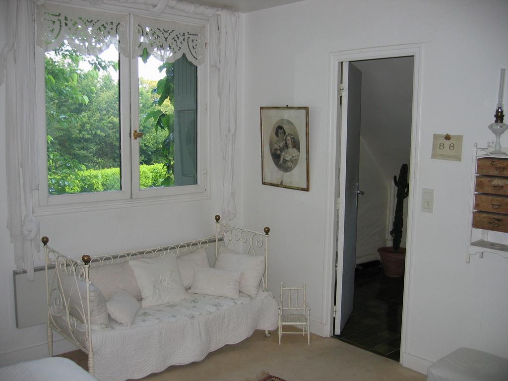 Logis De La Paqueraie Bed & Breakfast Saint-Branchs Luaran gambar