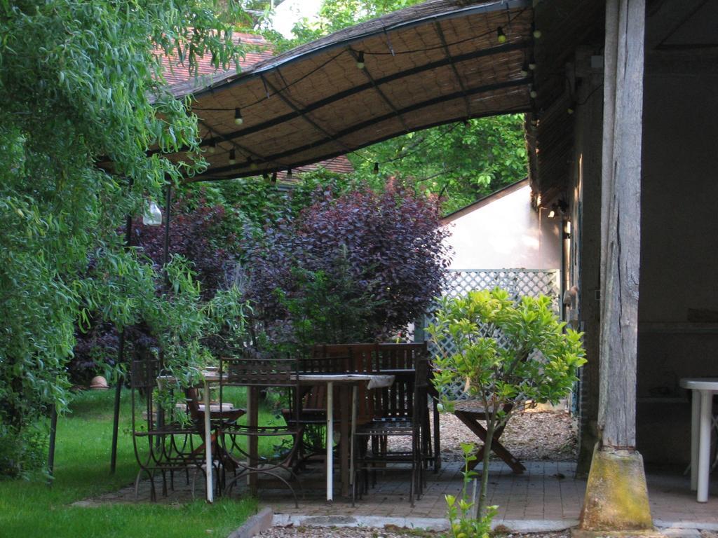 Logis De La Paqueraie Bed & Breakfast Saint-Branchs Luaran gambar