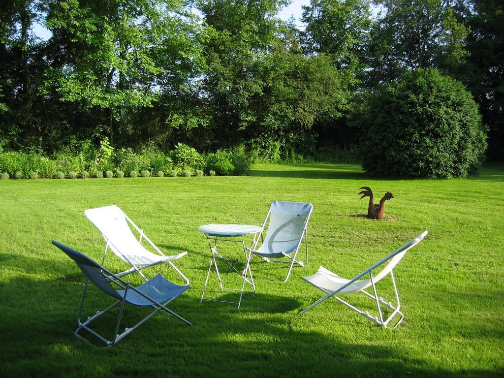 Logis De La Paqueraie Bed & Breakfast Saint-Branchs Luaran gambar