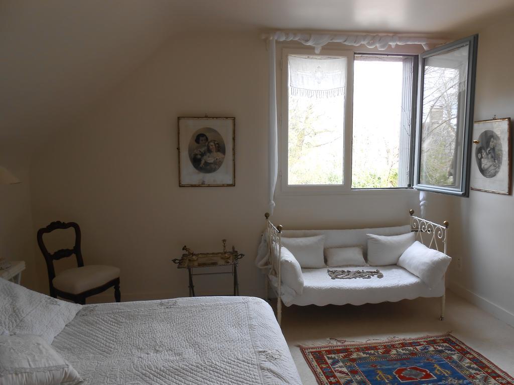 Logis De La Paqueraie Bed & Breakfast Saint-Branchs Luaran gambar